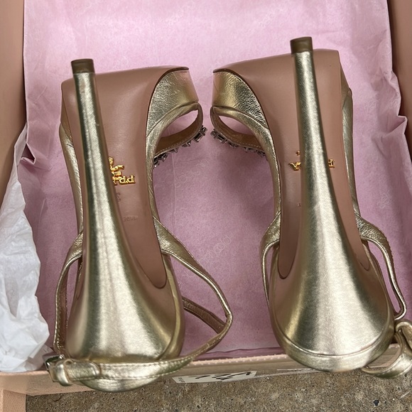 Prada gold kid leather and crystal shoes - Picture 5 of 9